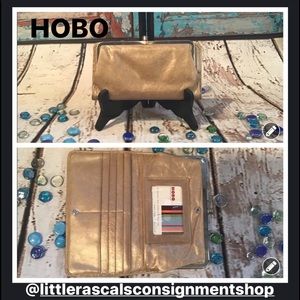 Hobo clutch wallet